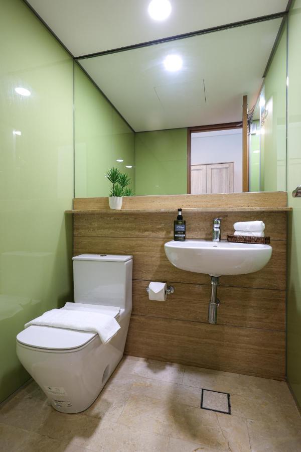Sky Suite Klcc, Calm Sojourn Kuala Lumpur Eksteriør bilde